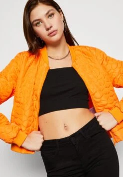 Noisy May Nmvivi- Bomberjacks - Vibrant Orange -Korting Dameskleding 05469f1b49dc46118323447dff14832d