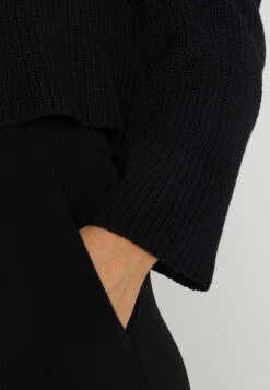 Even&Odd Cropped Jumper - Trui - Black 11 Even&Odd Cropped Jumper - Trui - Black -Korting Dameskleding 10716b29e3fd4dcd813ae28c5b6486e3