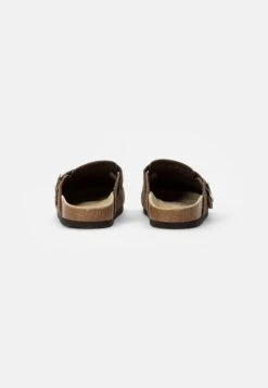 Pier One Leather Unisex - Pantoffels - Brown -Korting Dameskleding 18a09b6c3e71439784e427988b058842