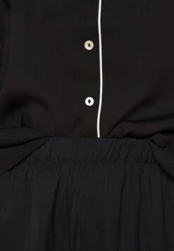 Anna Field Pyjama - Black 12 Anna Field Pyjama - Black -Korting Dameskleding 1b57b76662b1488c9ec2966288fd3845