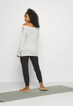 Athleta Salutation - Trainingsbroek - Black 8 Athleta Salutation - Trainingsbroek - Black -Korting Dameskleding 33dc18b29c464f9c9e19167fd797e85d