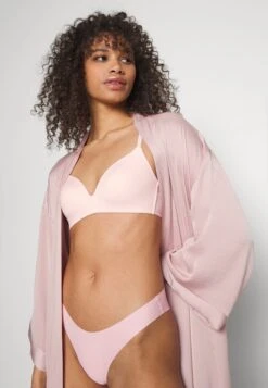 Anna Field 2 Pack - T-Shirt Bh - 402 - Pink_102 - Grey 11 Anna Field 2 Pack - T-Shirt Bh - 402 - Pink_102 - Grey -Korting Dameskleding 3b35d96e37874822af7c136f3e088111