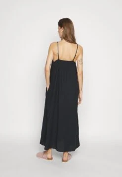 Minimum Vikilino - Maxi-Jurk - Black 11 Minimum Vikilino - Maxi-Jurk - Black -Korting Dameskleding 522fc1cd6dd7491b9790904c7e993c1a