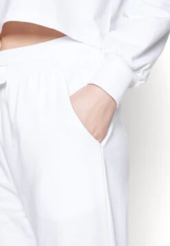 Anna Field Pyjama - Off White 12 Anna Field Pyjama - Off White -Korting Dameskleding 56bec85cb61844dda07a2cc04c217819