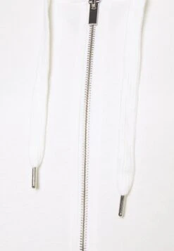 Anna Field Sweater Met Rits - Off-White 5 Anna Field Sweater Met Rits - Off-White -Korting Dameskleding 5d1b82a4f3b24464855b4dfc0721b3ab