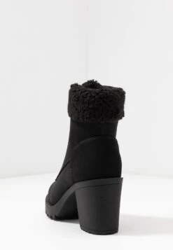 Anna Field Winter Boot - Enkellaarsjes Met Plateauzool - Black 12 Anna Field Winter Boot - Enkellaarsjes Met Plateauzool - Black -Korting Dameskleding 75644dab5c4b4634862305626d9534e6