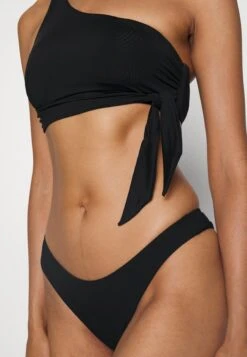 Seafolly Collective One Shoulder- Bikinitop - Black 9 Seafolly Collective One Shoulder- Bikinitop - Black -Korting Dameskleding 7d768e3fcf5f478ba6293bcaa0015da5