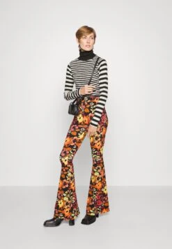 Leon Long Sleeve - Longsleeve - Zebra -Korting Dameskleding 83d0cc8365814ac695b0ba5ed8681eb6