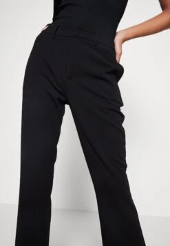 Noisy May Nmrobyn Bootcut Pants - Broek - Black 9 Noisy May Nmrobyn Bootcut Pants - Broek - Black -Korting Dameskleding 9055c2c81dc0472abc1c22ace32f153f