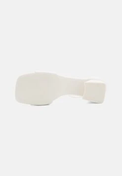 Call It Spring Vickie - Sandalen - White 10 Call It Spring Vickie - Sandalen - White -Korting Dameskleding 99b2037c520e4ef9958077820096fbd7