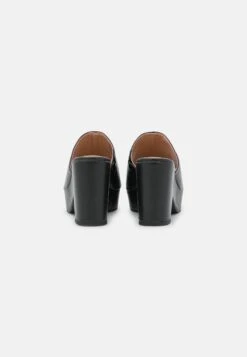 Wide Fit - Muiltjes Met Hak - Black -Korting Dameskleding b55520beef73467197135975547764b9