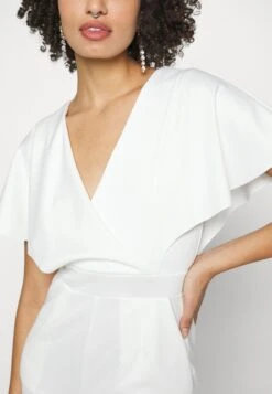 Wedding Betty V Neck Wrap - Jumpsuit - White 13 Wedding Betty V Neck Wrap - Jumpsuit - White -Korting Dameskleding c881f6ba37fb47679d7c7bf7b789dc5f