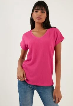 LELA Regular Fit - Blouse - Fuchsia 9 LELA Regular Fit - Blouse - Fuchsia -Korting Dameskleding c919ec9a05174c30a03c8a1c9977db87