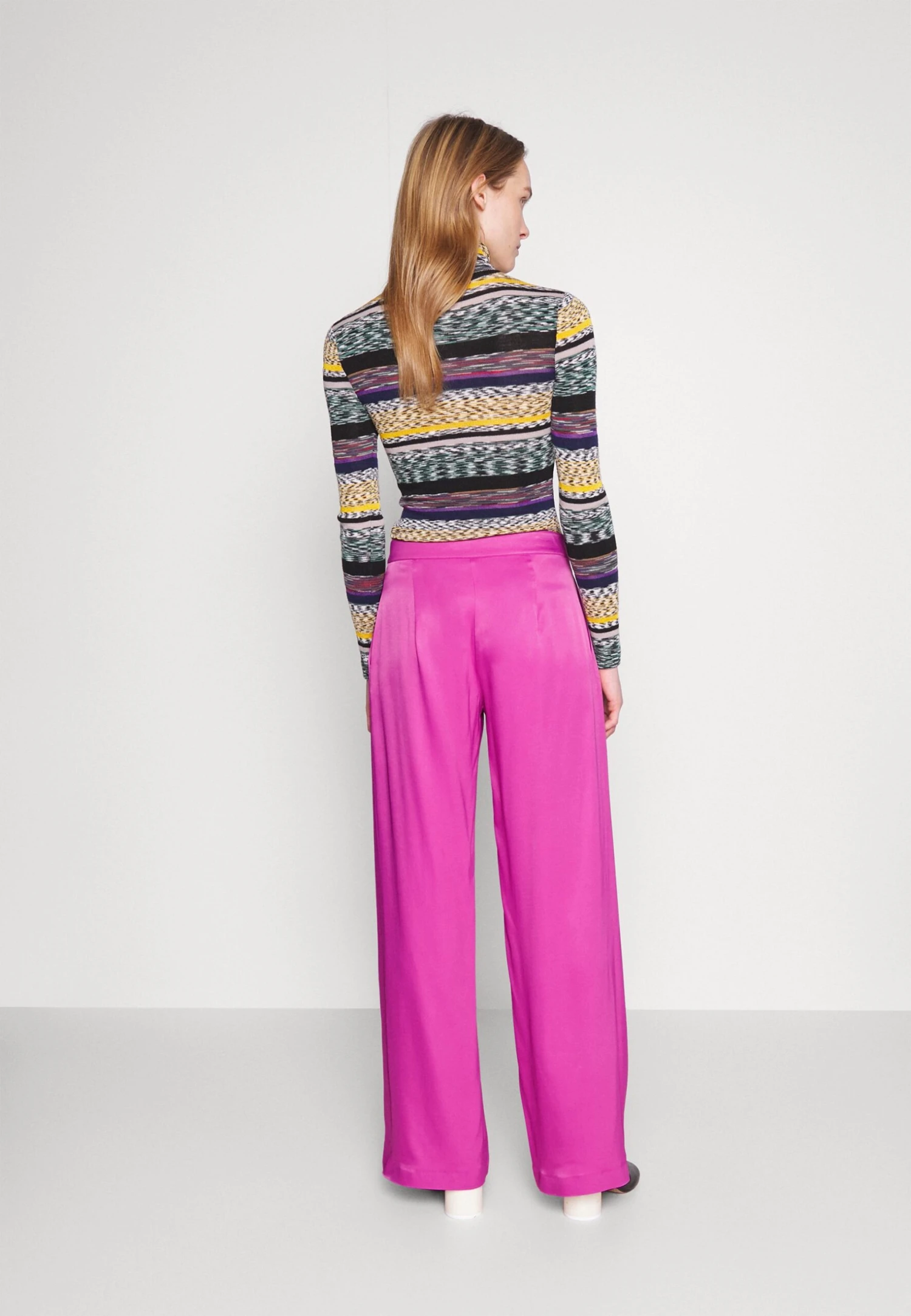 Patrizia Pepe Pantaloni Trousers - Broek - Orchid Purple 3 Patrizia Pepe Pantaloni Trousers - Broek - Orchid Purple - Afbeelding 3