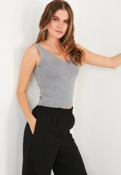 LELA Regular Fit - Top - Grey 5 LELA Regular Fit - Top - Grey -Korting Dameskleding f2a4c2bfe8e74a76a26e45f9cfdcf20f