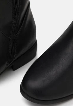 Laarzen - Black 11 Laarzen - Black -Korting Dameskleding f4690e6bf49a4081be7c7831a6c2b8d5