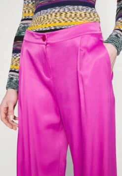 Patrizia Pepe Pantaloni Trousers - Broek - Orchid Purple 9 Patrizia Pepe Pantaloni Trousers - Broek - Orchid Purple -Korting Dameskleding f7bd7b95fadd4e3a8c51d5b6a950ccd4